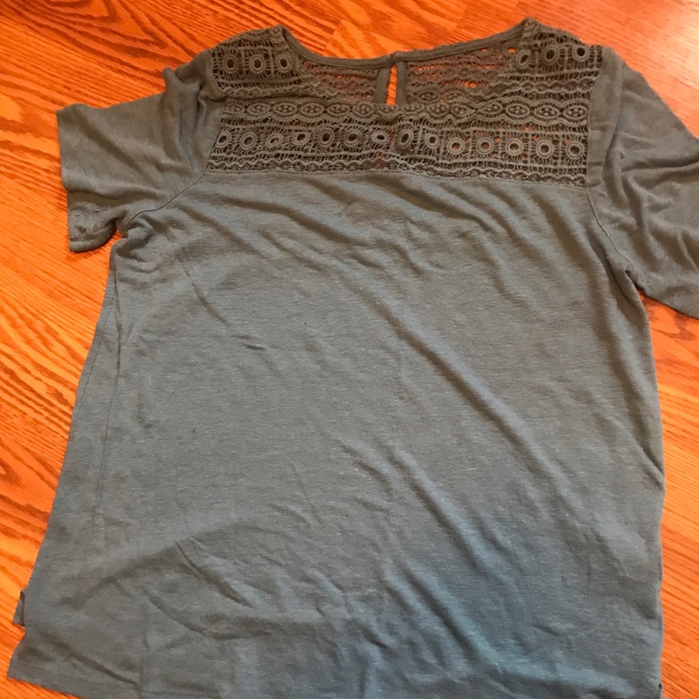 Old navy shirt